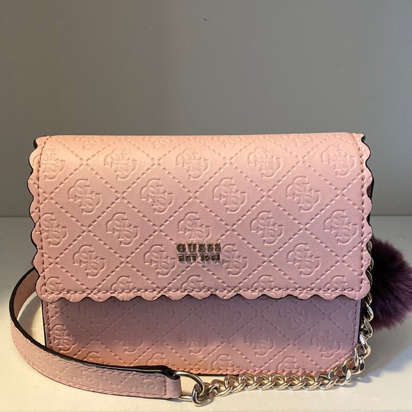 2 for $30 🌈 Guess Rayna Mini Flap Crossbody Purse - Picture 2 of 6
